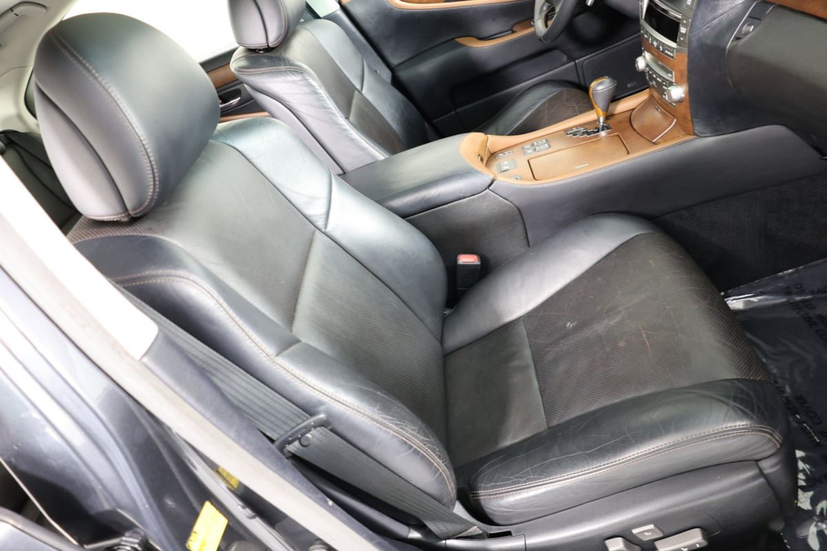 Used 2010 Lexus LS 460 RWD image 41
