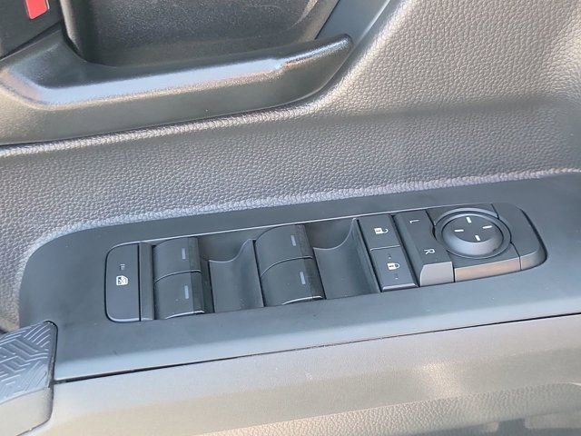 Used 2025 Toyota Tacoma TRD Pro AWD/4WD image 30