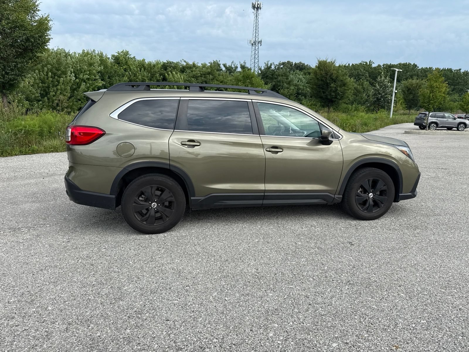 Certified 2024 Subaru Ascent Premium w/ Convenience Package AWD/4WD image 11