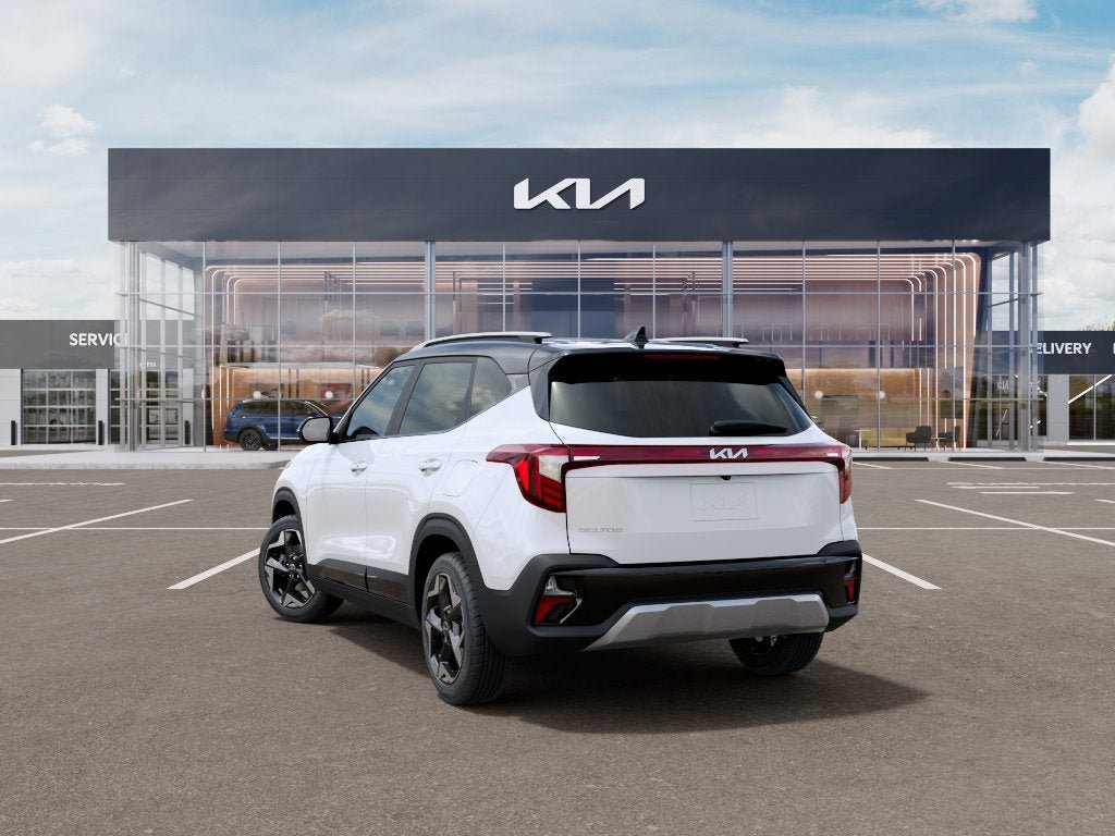 New 2026 Kia Seltos S FWD image 4