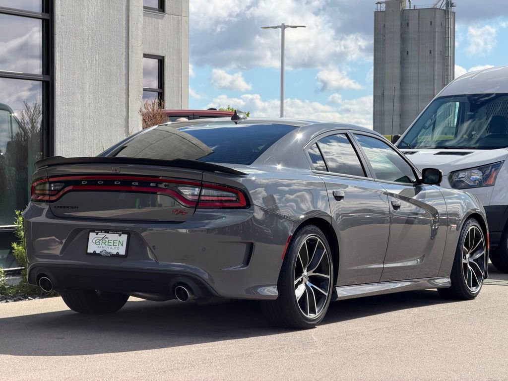 Used 2018 Dodge Charger R/T Scat Pack RWD image 5