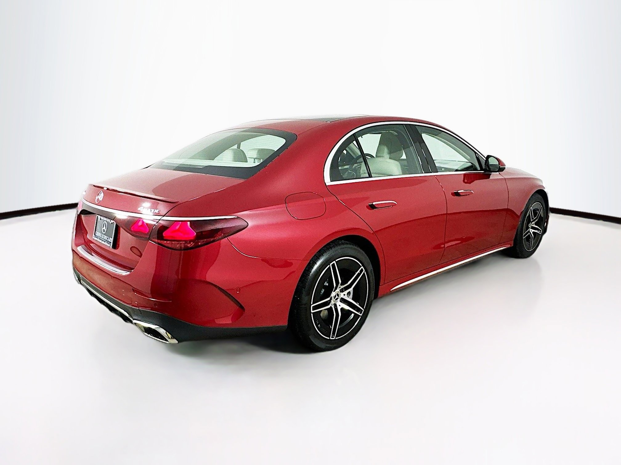 Used 2026 Mercedes-Benz E 350 4MATIC Sedan image 7