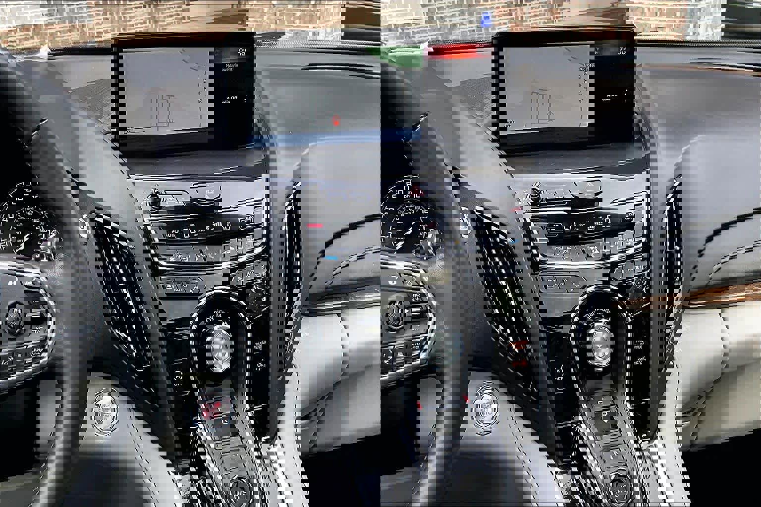 Used 2023 Acura RDX AWD w/ Advance Package image 7