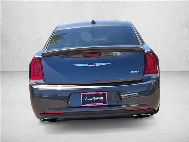 Used 2017 Chrysler 300 S w/ 300S Premium Group RWD image 6