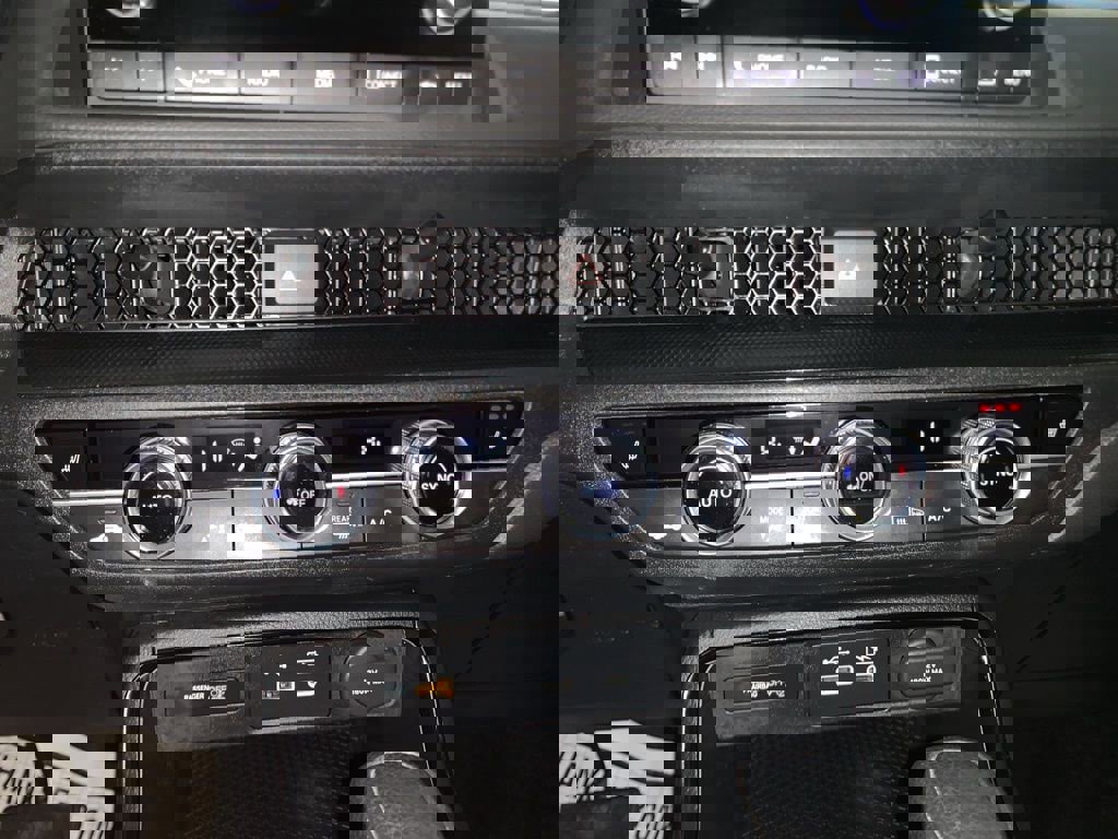 Used 2024 Honda CR-V EX image 19