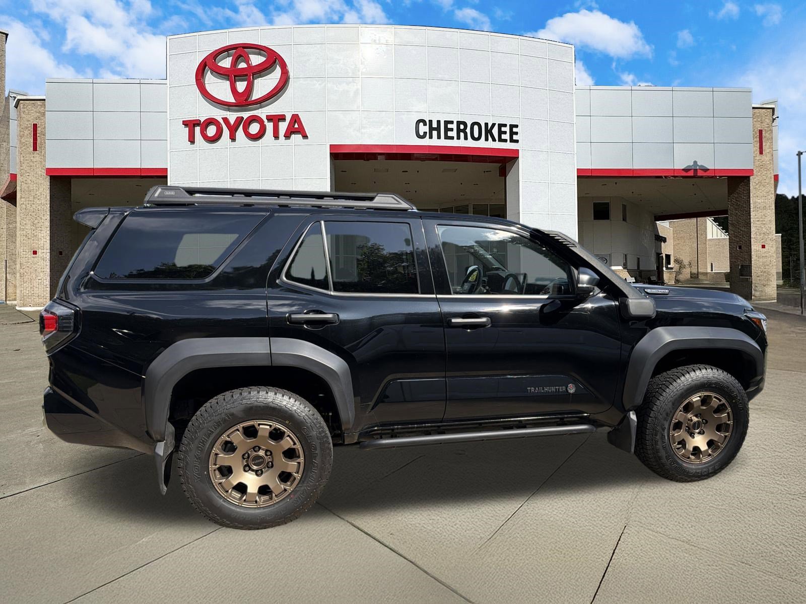 Used 2025 Toyota 4Runner Trailhunter AWD/4WD image 4