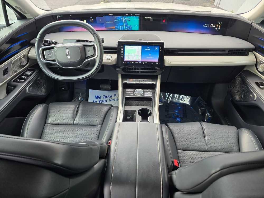 Used 2024 Lincoln Nautilus Reserve w/ Equipment Group 203A image 31