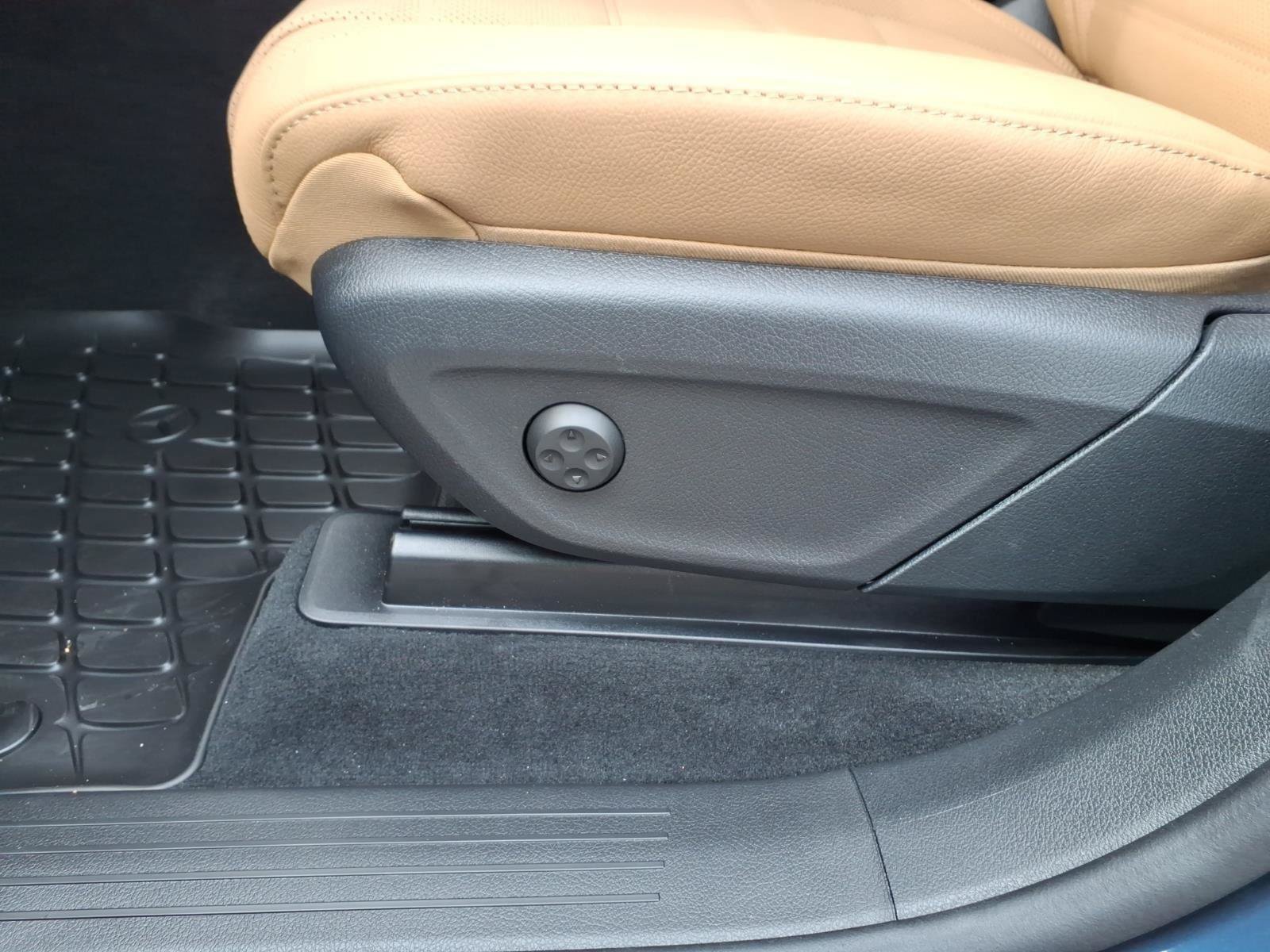 New 2026 Mercedes-Benz GLE 580 4MATIC image 16