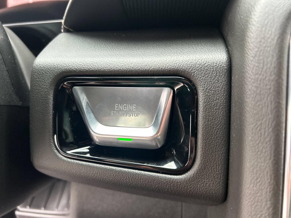 New 2026 GMC Yukon Elevation w/ LPO, Floor Liner Package AWD/4WD image 23