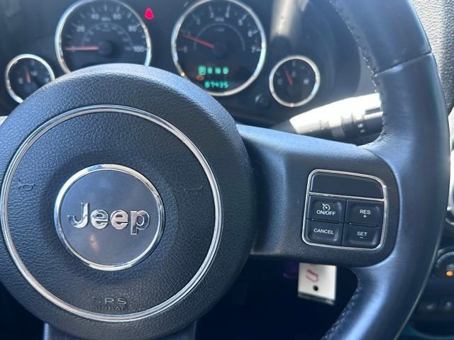 Used 2013 Jeep Wrangler Sahara w/ Connectivity Group AWD/4WD image 19