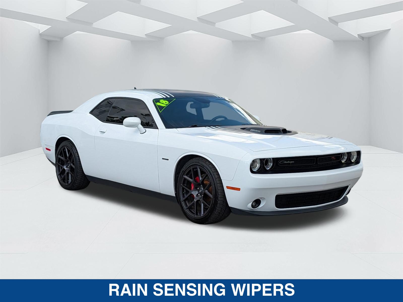 Used 2018 Dodge Challenger R/T Plus RWD image 3
