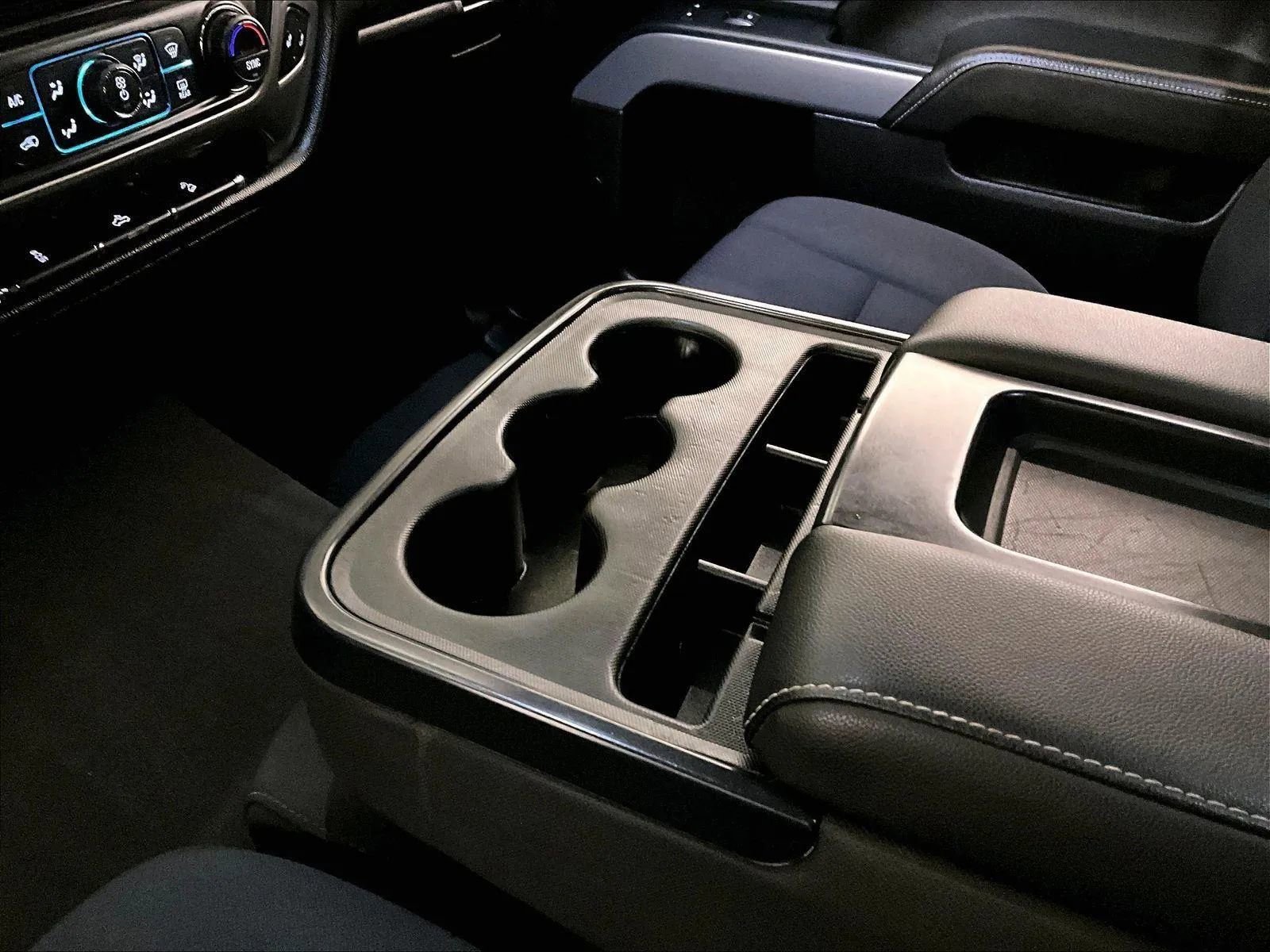 Used 2019 Chevrolet Silverado 1500 LT w/ All Star Edition image 16