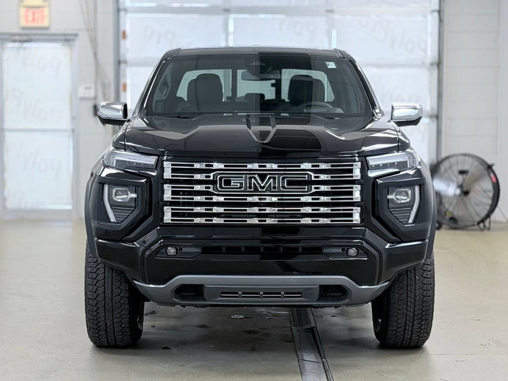 New 2026 GMC Canyon Denali w/ LPO, Denali Black Edition AWD/4WD image 2