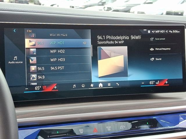 Certified 2024 BMW 760i xDrive w/ Executive Package image 22