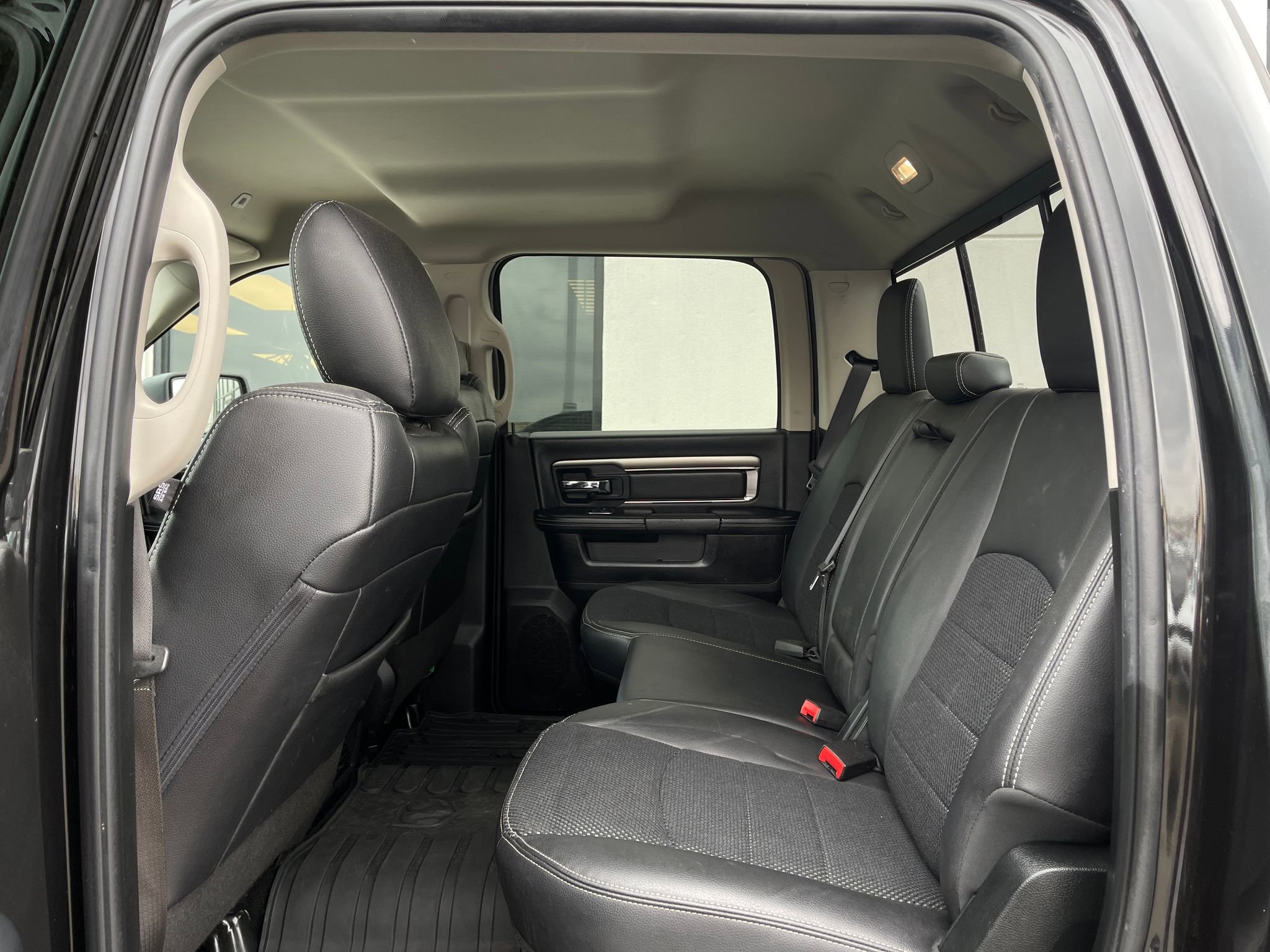 Used 2018 RAM 2500 Big Horn w/ Sport Appearance Group image 25