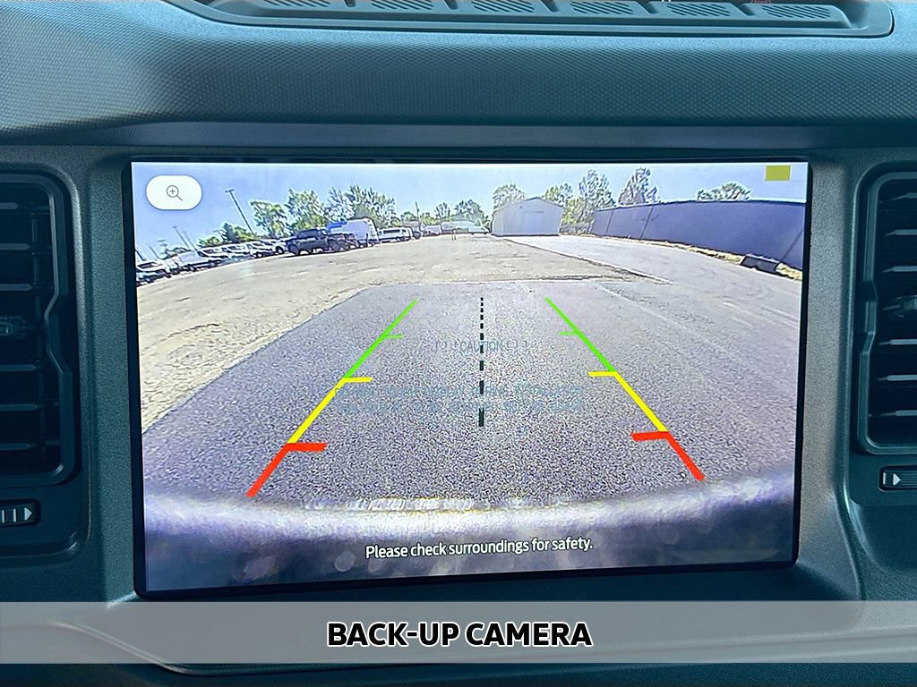 New 2025 Ford Bronco Badlands image 3