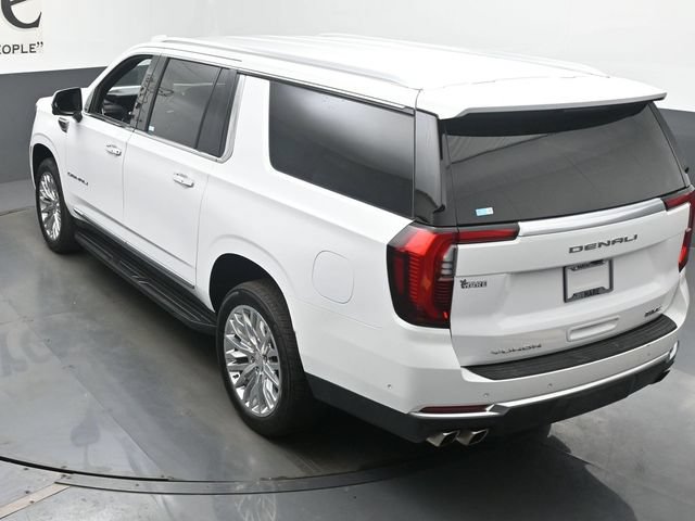 Used 2025 GMC Yukon XL Denali AWD/4WD image 40