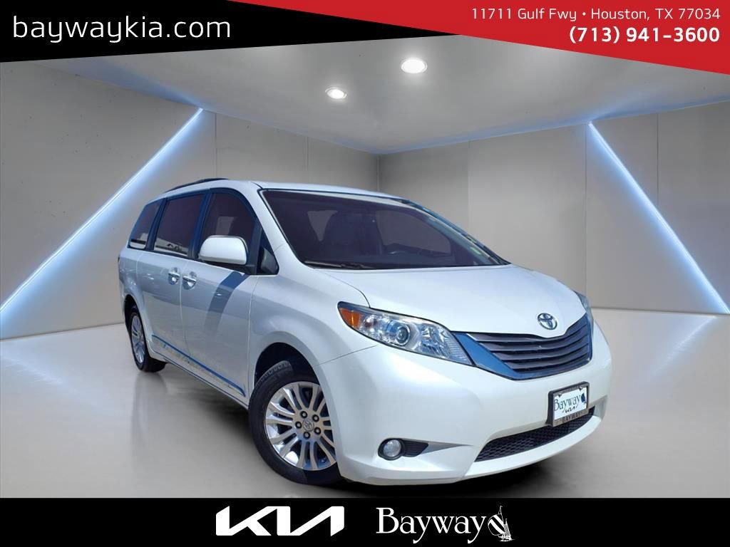 Used 2017 Toyota Sienna L