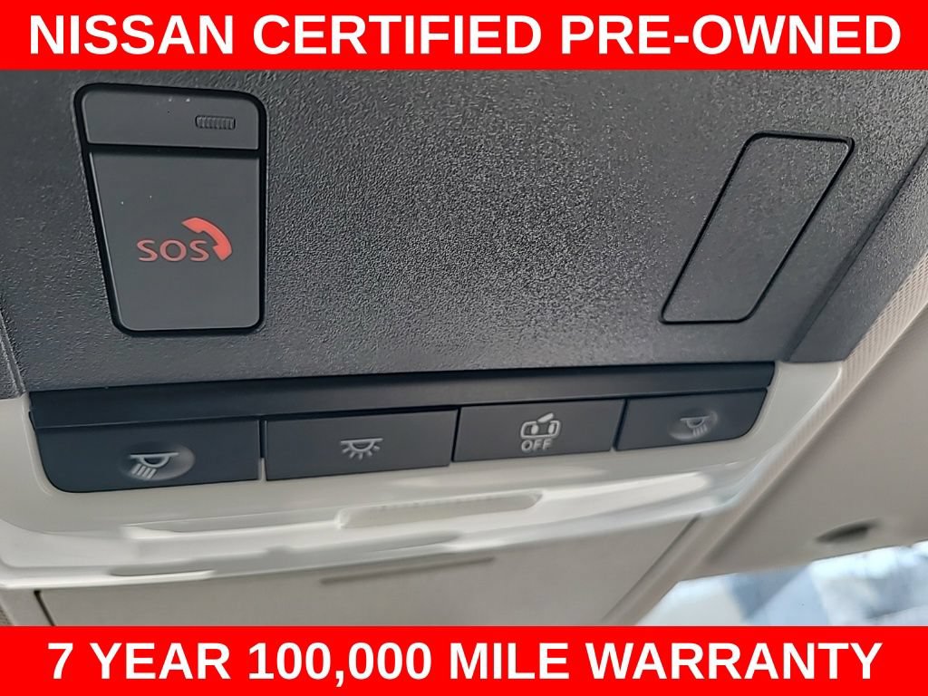Used 2025 Nissan Rogue SV FWD image 15