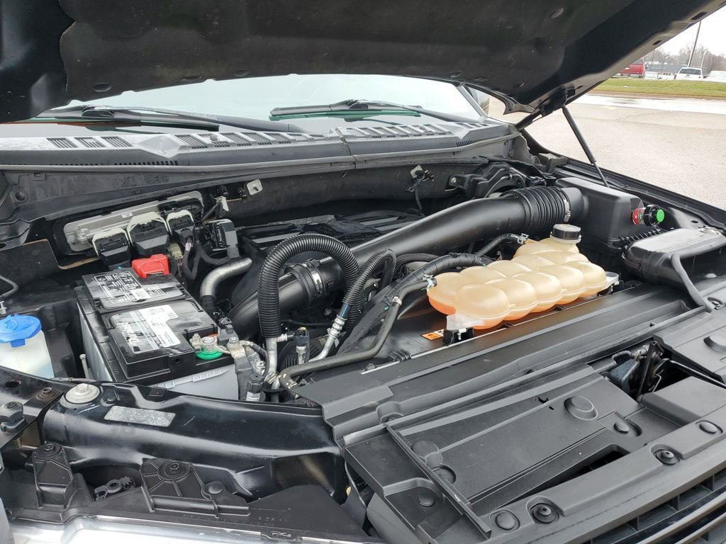 Used 2018 Ford F150 Lariat w/ Equipment Group 502A Luxury image 32