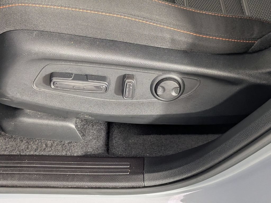Used 2025 Honda CR-V Sport image 13