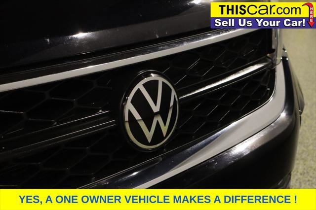 Used 2024 Volkswagen Taos SE FWD image 11