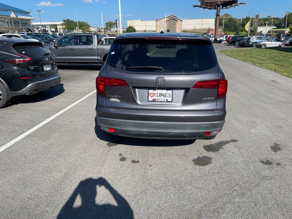 Used 2018 Honda Pilot EX image 5