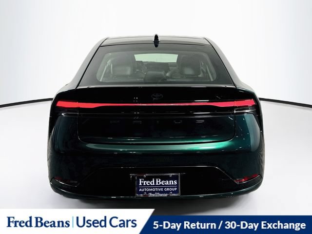 Used 2025 Toyota Prius Plug-In Hybrid FWD image 7