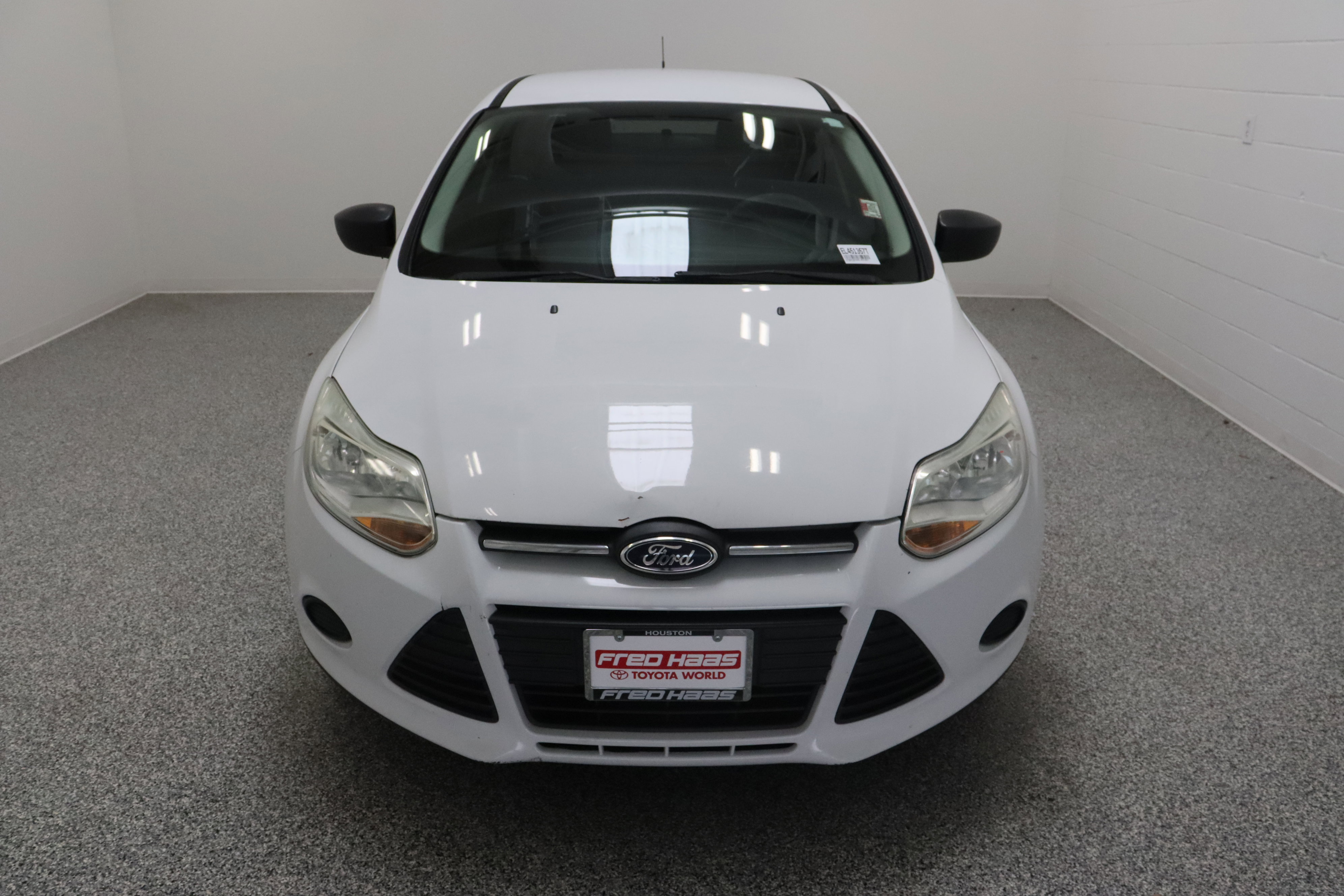 Used 2014 Ford Focus S FWD image 3
