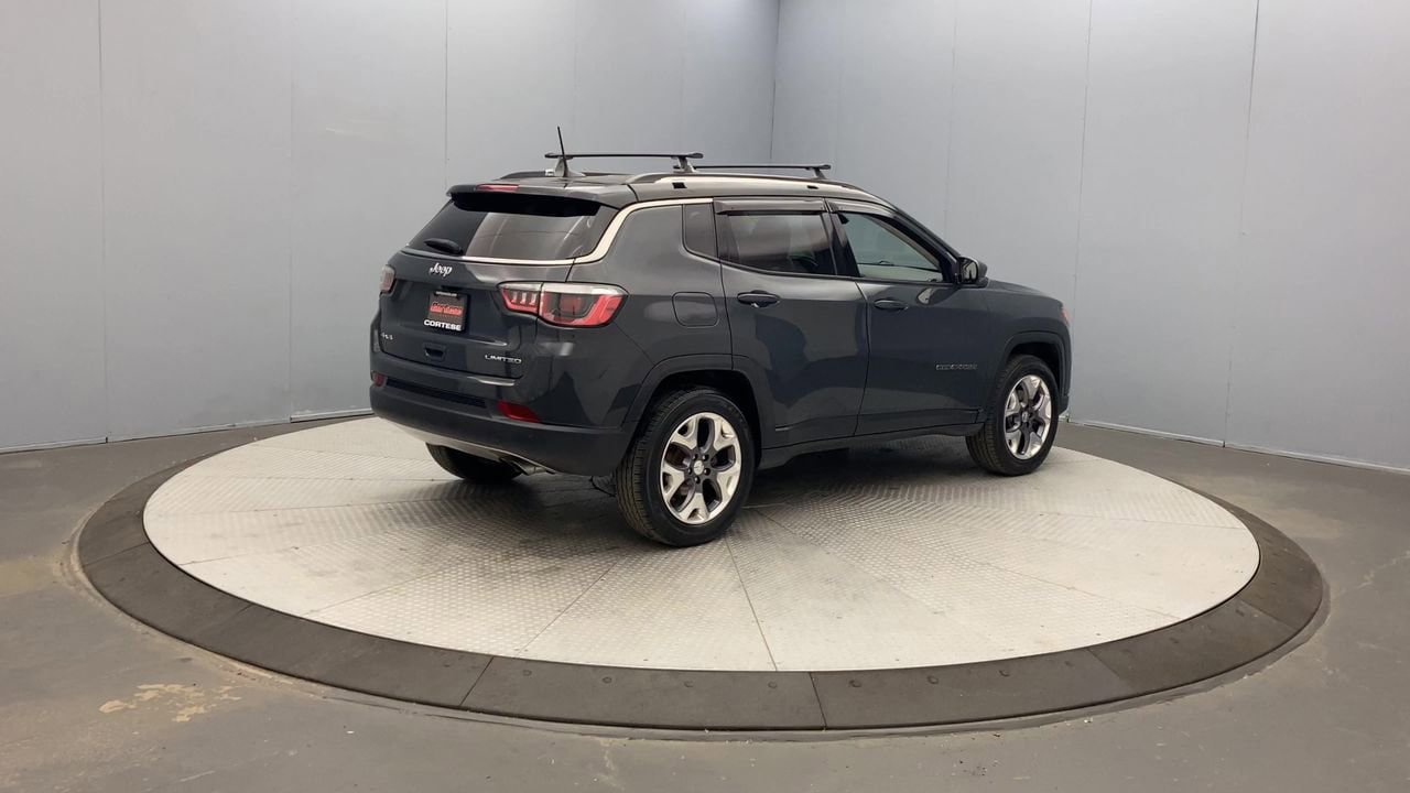 Used 2018 Jeep Compass Limited w/ Navigation Group AWD/4WD image 5