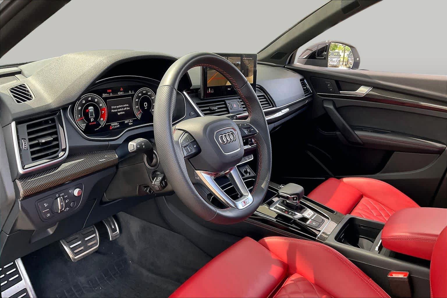 Used 2024 Audi SQ5 Prestige w/ Prestige Package AWD/4WD image 17