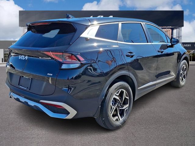 Certified 2023 Kia Sportage LX image 6