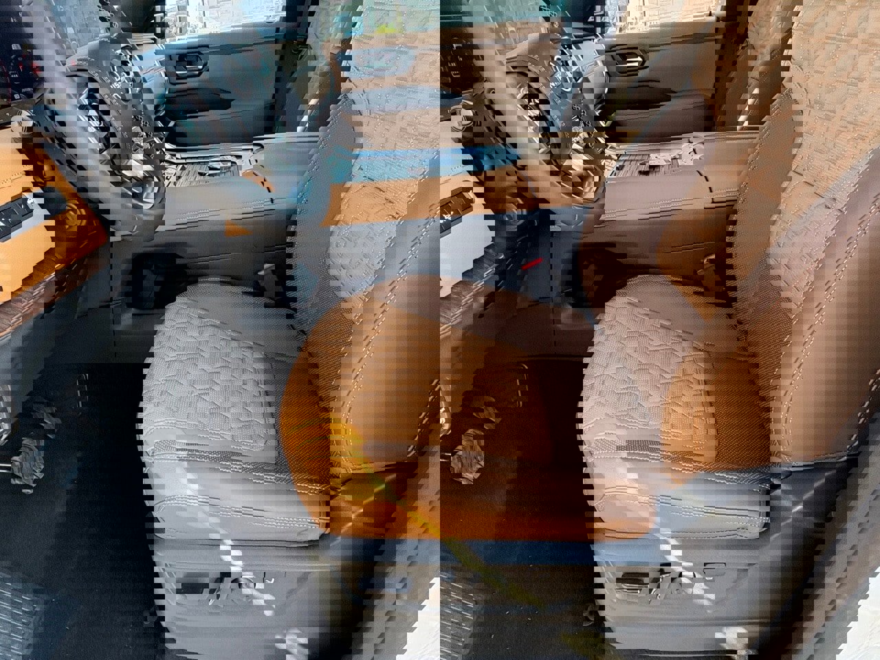 New 2026 Nissan Armada Platinum Reserve image 18