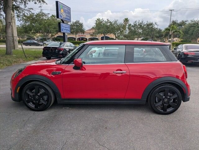 Used 2023 MINI Cooper S image 4