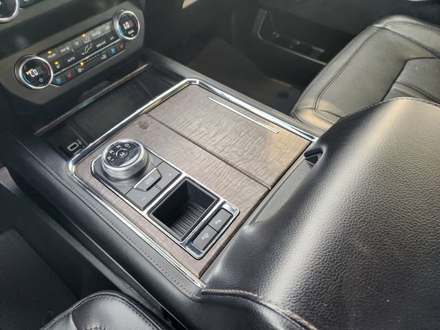 Used 2019 Ford Expedition Limited w/ Equipment Group 302A image 24