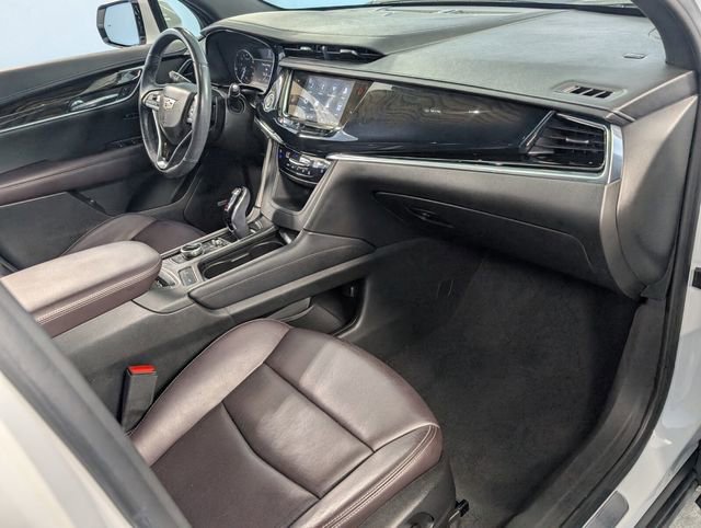 Used 2021 Cadillac XT6 Premium Luxury image 15