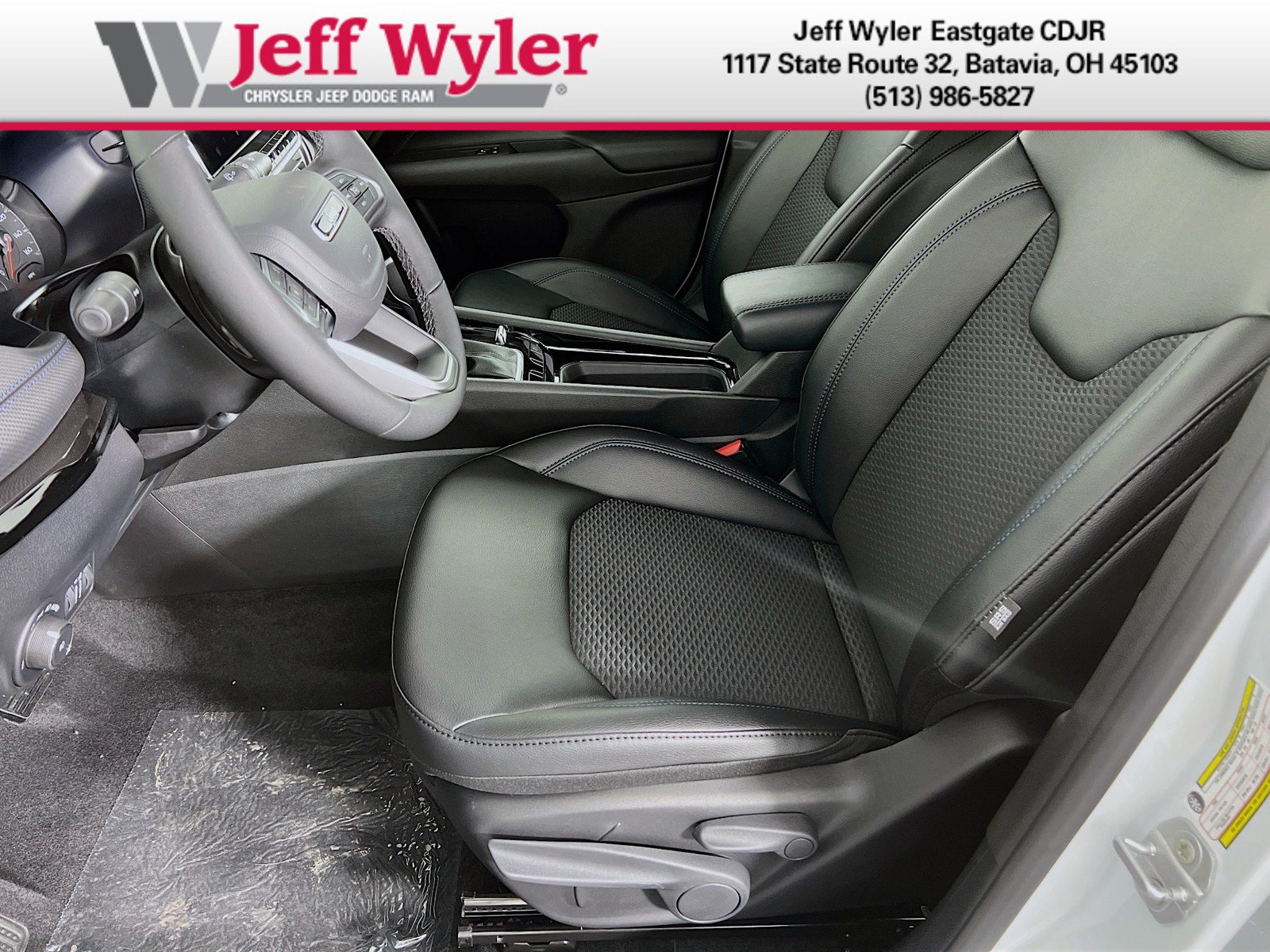 New 2026 Jeep Compass Latitude AWD/4WD image 3