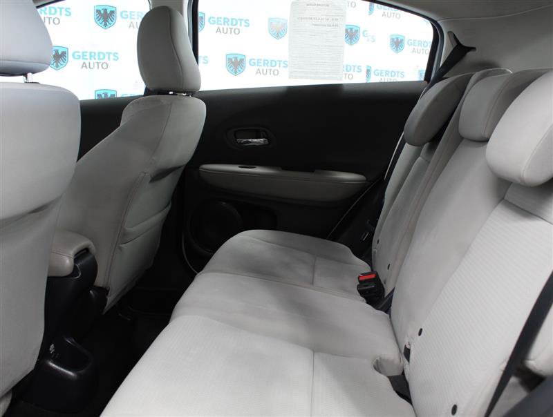 Used 2020 Honda HR-V LX image 16