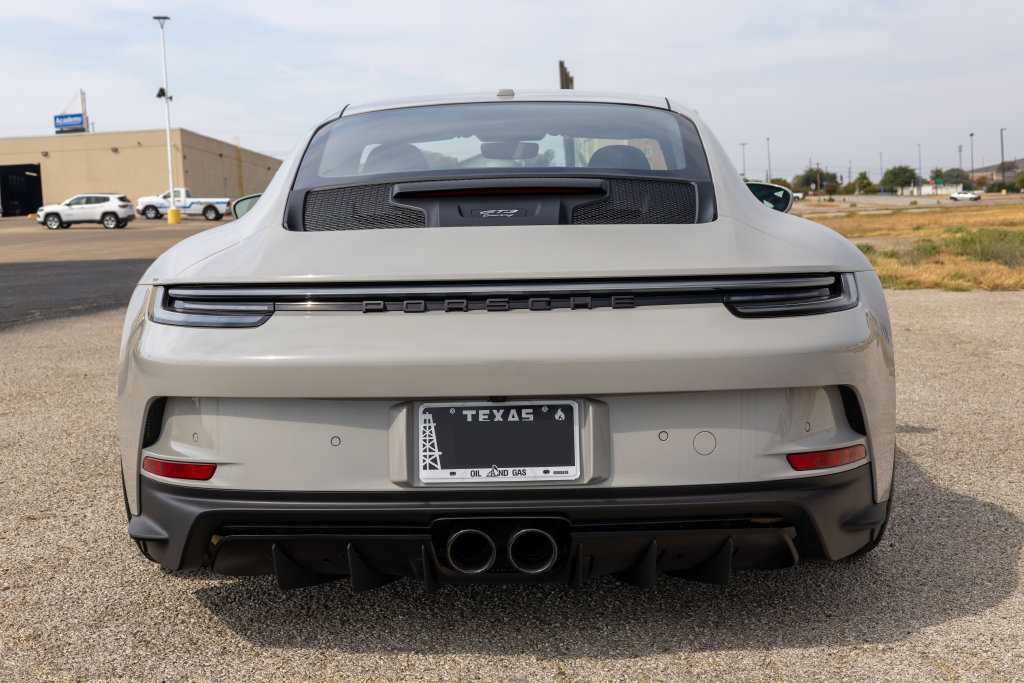 Used 2026 Porsche 911 Carrera RWD image 6