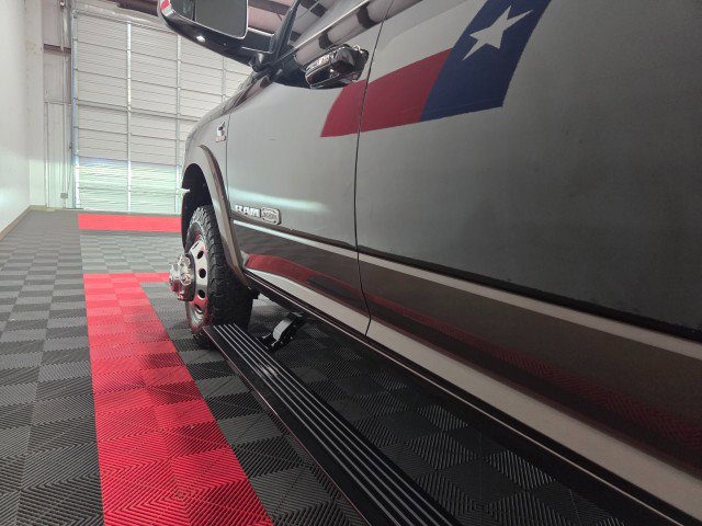 Used 2020 RAM 3500 Limited image 28