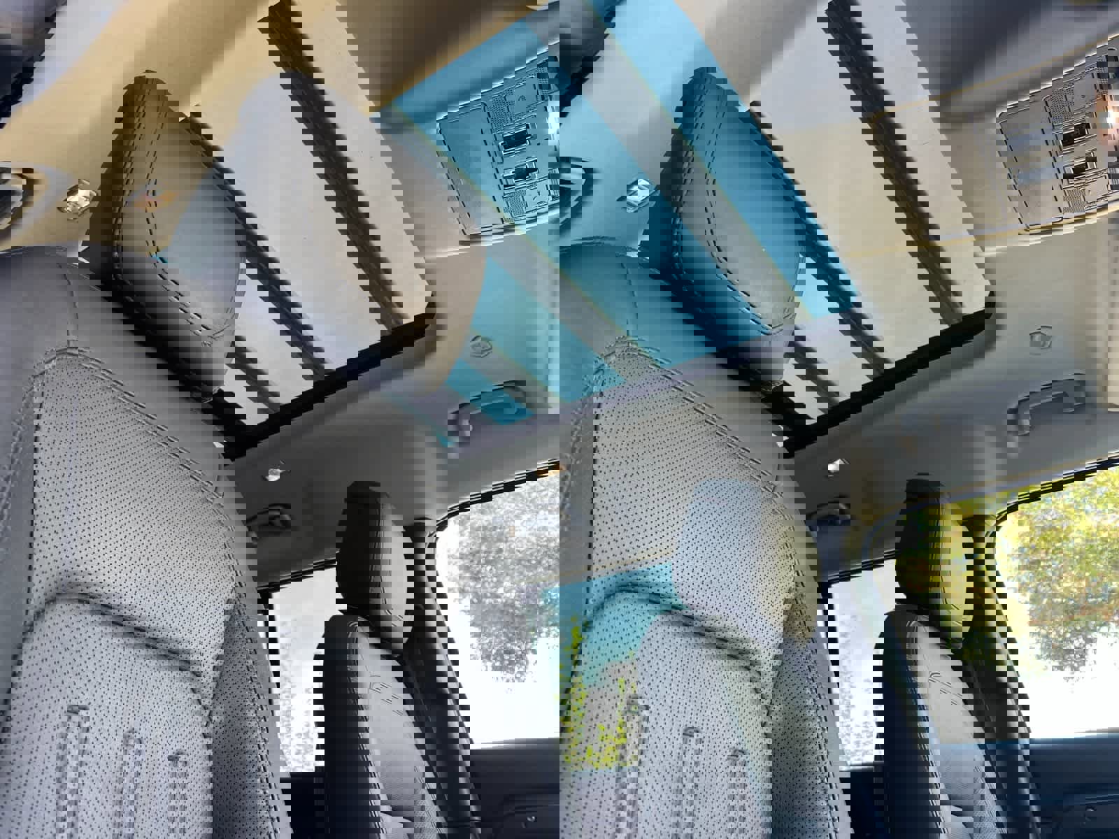 Used 2020 Land Rover Defender 110 HSE image 19