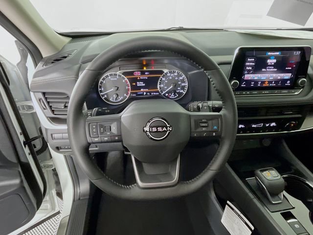 New 2026 Nissan Rogue Dark Armor image 8