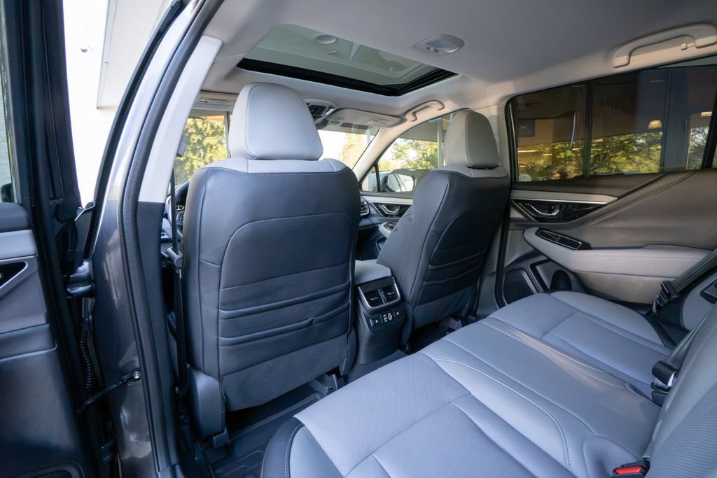 Certified 2025 Subaru Outback Limited AWD/4WD image 17