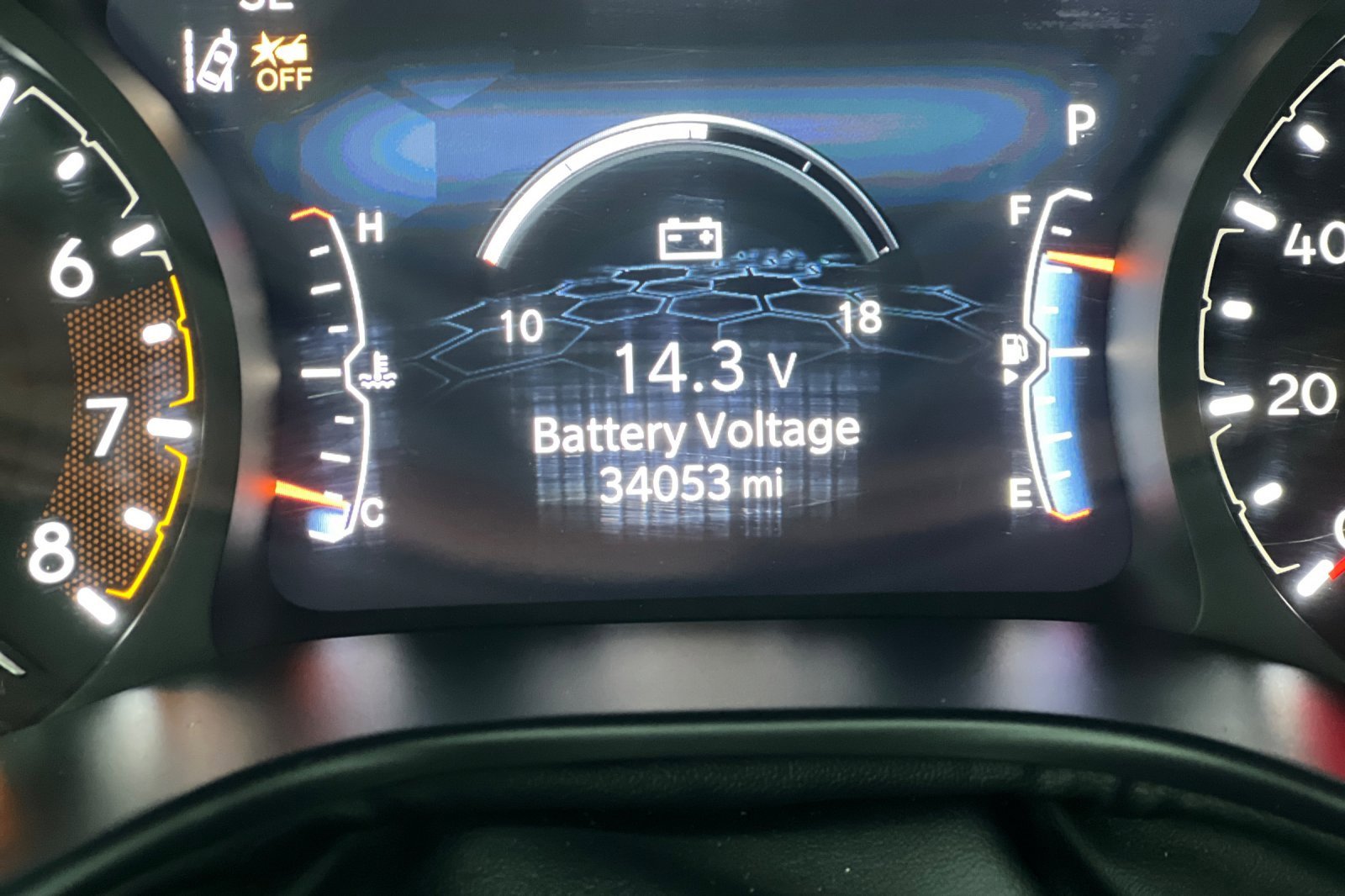 Used 2024 Jeep Compass Latitude image 27