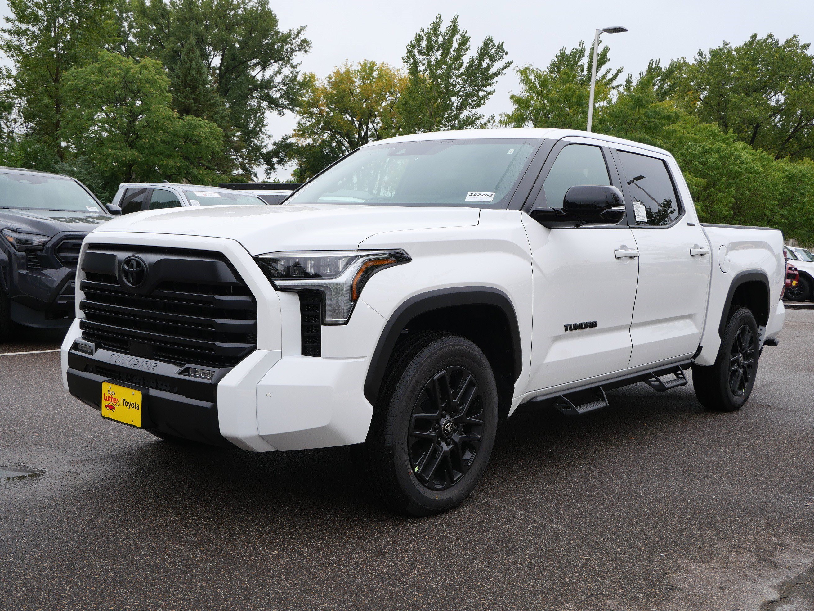 New 2026 Toyota Tundra Limited AWD/4WD image 4
