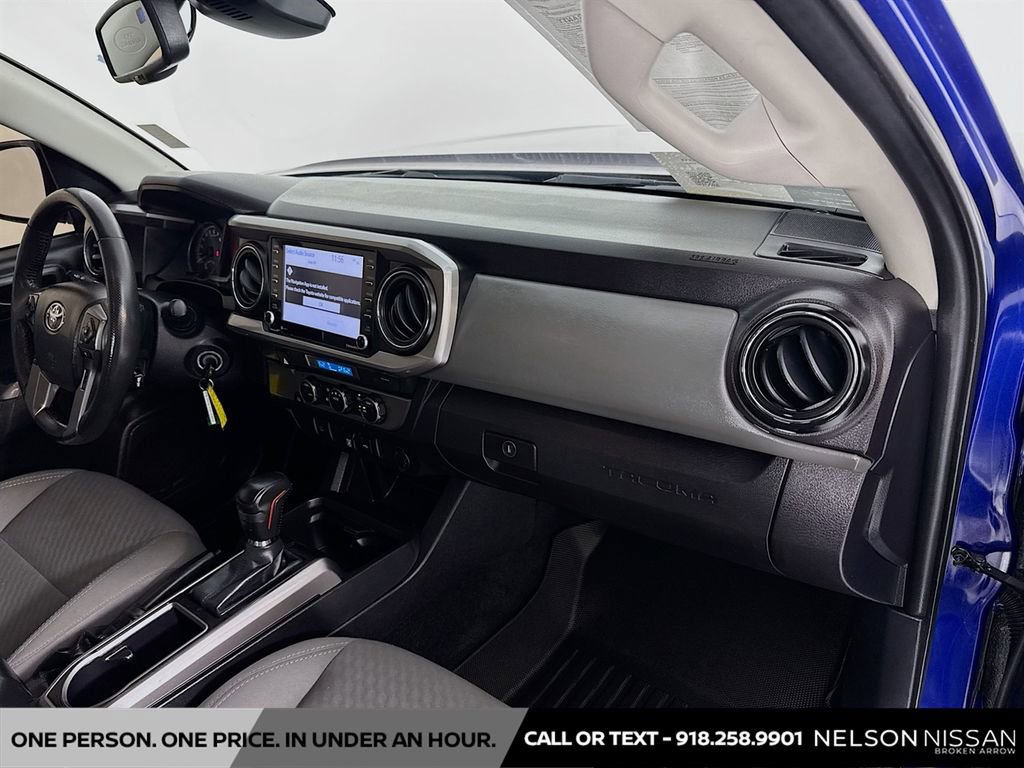 Used 2022 Toyota Tacoma SR5 RWD image 27