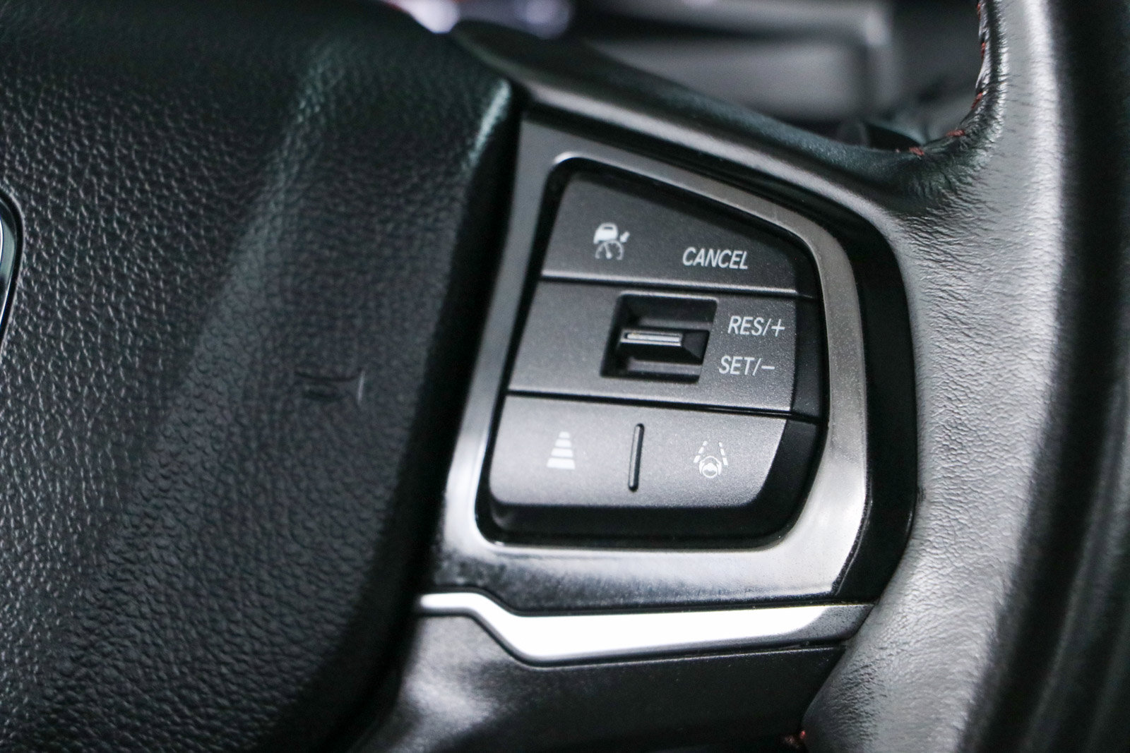 Used 2025 Honda Odyssey Sport-L image 14