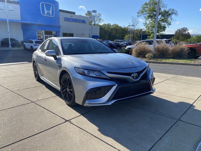 Used 2024 Toyota Camry XSE image 2