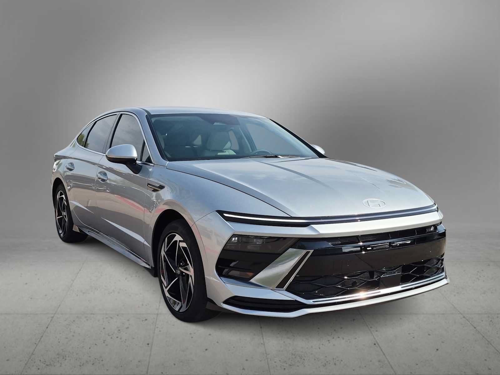 New 2026 Hyundai Sonata SEL FWD image 2