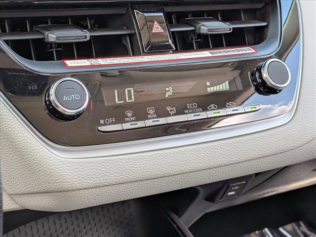 Used 2025 Toyota Corolla LE image 14